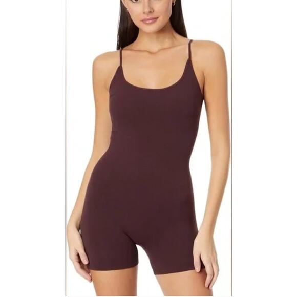 FREE PEOPLE Movement One To Watch Romper Small Rich Mahogany NWT S contour - Picture 1 of 8